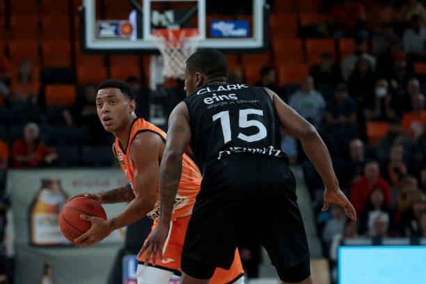 灵活的跑位 灵活的跑位