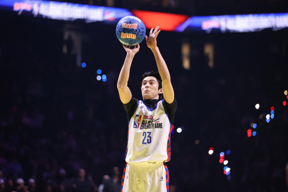 切尔西伺机 切尔西伺机